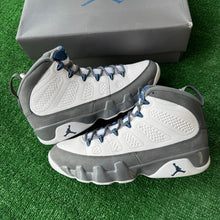 Load image into Gallery viewer, Jordan Flint 9s Size 9.5
