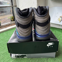 Load image into Gallery viewer, Jordan Aqua 8s Size 9.5
