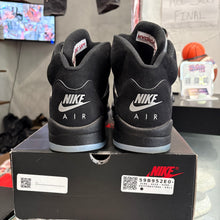 Load image into Gallery viewer, Jordan Reimagined Metallic 5s Size 12
