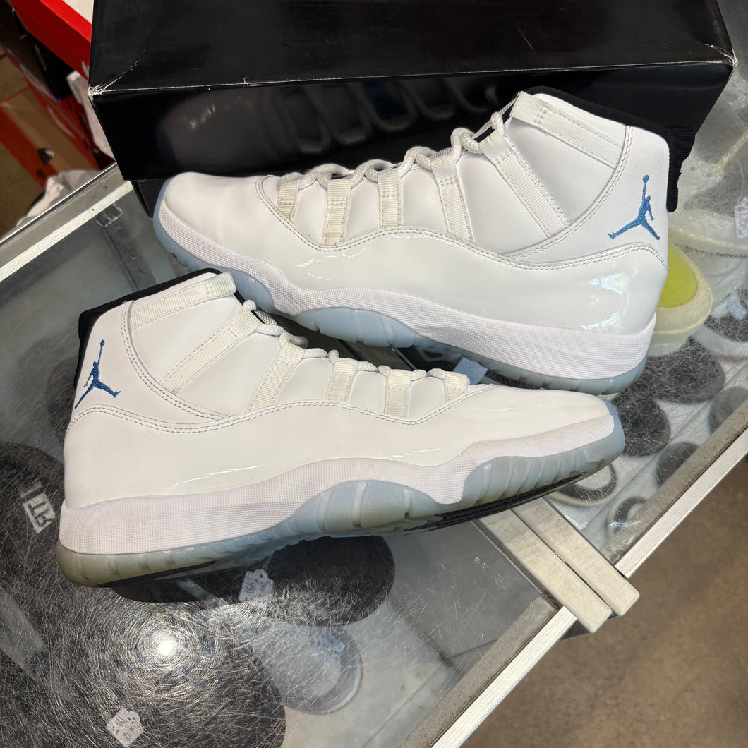 Jordan Legend Blue 11s Size 10.5