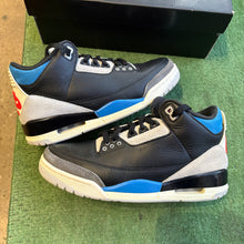 Load image into Gallery viewer, Jordan Rare Air 3s Size 7
