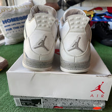 Load image into Gallery viewer, Jordan White Oreo 4s Size 12
