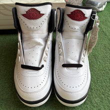 Load image into Gallery viewer, Jordan Chicago 2s Size 7.5W/6M

