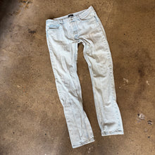 Load image into Gallery viewer, A.P.C Denim Size 34
