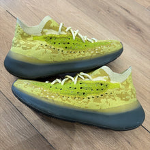 Load image into Gallery viewer, Yeezy Hylte 380s Size 9.5
