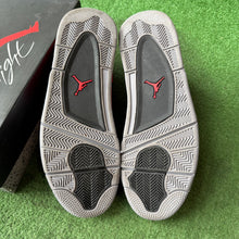 Load image into Gallery viewer, Jordan Toro 4s Size 12
