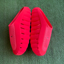 Load image into Gallery viewer, Nike Solar Red Mind 001 Slides Size 8
