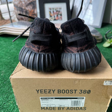 Load image into Gallery viewer, Adidas Yeezy MX Rock 350 V2s Size 5.5

