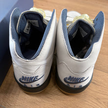 Load image into Gallery viewer, Jordan A Ma Maniere Dawn 5s Size 11.5W/10M
