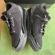 Load image into Gallery viewer, Jordan Black Cat 3s Size 10.5
