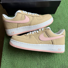 Load image into Gallery viewer, Nike Linen Air Force 1s Size 9

