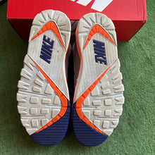 Load image into Gallery viewer, Nike Air Auburn Trainers Size 10.5
