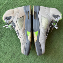 Load image into Gallery viewer, Jordan Green Bean 5s Size 10.5
