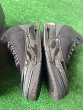 Load image into Gallery viewer, Jordan Black Cat 3s Size 9.5
