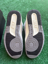 Load image into Gallery viewer, Jordan Pythons 2s Size 7Y
