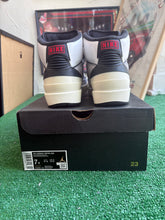 Load image into Gallery viewer, Jordan Pythons 2s Size 7Y
