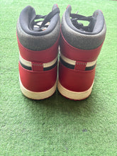 Load image into Gallery viewer, Jordan Lost and Found 1s Size 8
