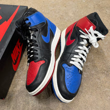 Load image into Gallery viewer, Jordan Top 3 1s Size 10.5
