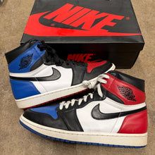Load image into Gallery viewer, Jordan Top 3 1s Size 10.5
