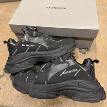 Load image into Gallery viewer, Balenciaga Triple S Size 45
