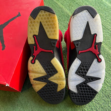 Load image into Gallery viewer, Jordan Toro 6s Size 12

