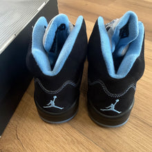 Load image into Gallery viewer, Jordan University Blue 5s Size 7.5
