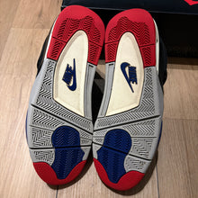 Load image into Gallery viewer, Jordan Rare Air 4s Size 11
