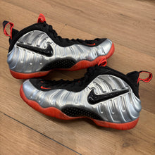 Load image into Gallery viewer, Nike Crimson Foamposite Pros Size 10.5
