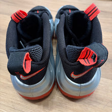 Load image into Gallery viewer, Nike Crimson Foamposite Pros Size 10.5
