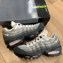 Load image into Gallery viewer, Nike Big Bubble Pink Foam Air Max 95s Size 11W/9.5M
