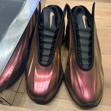 Load image into Gallery viewer, Nike Metallic Red Bronze GT Futures Size 10
