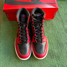 Load image into Gallery viewer, Jordan Varsity Red 85 High 1s Size 10.5
