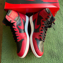Load image into Gallery viewer, Jordan Varsity Red 85 High 1s Size 10.5
