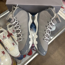 Load image into Gallery viewer, Jordan Cool Grey 9s Size 9.5
