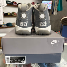 Load image into Gallery viewer, Jordan Cool Grey 9s Size 9.5
