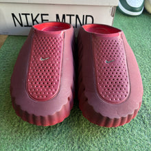 Load image into Gallery viewer, Nike Team Red Mind 001s Size 12

