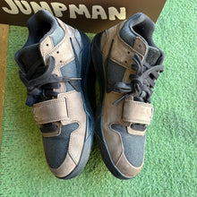 Load image into Gallery viewer, Jordan Travis Scott Mocha Jumpman Jacks Size 8
