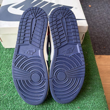 Load image into Gallery viewer, Jordan Howard University Low 1s Size 10.5

