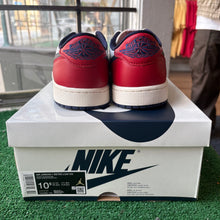 Load image into Gallery viewer, Jordan Howard University Low 1s Size 10.5
