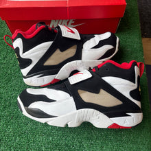 Load image into Gallery viewer, Nike 49ers Air Diamond Turfs Size 10.5
