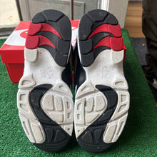 Load image into Gallery viewer, Nike 49ers Air Diamond Turfs Size 10.5

