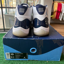 Load image into Gallery viewer, Jordan UNC Win Like 82 11s Size 13
