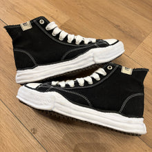 Load image into Gallery viewer, Maison Mihara Yasuhiro Peterson High OG Sole Canvas Lows Size 43
