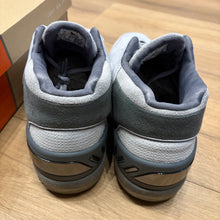 Load image into Gallery viewer, Nike Zoom Generations Size 13
