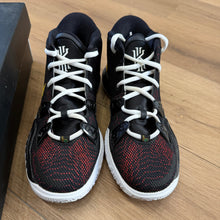 Load image into Gallery viewer, Nike Kyrie Raygun 7s Size 4.5Y

