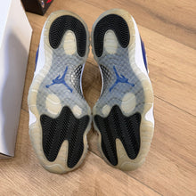 Load image into Gallery viewer, Jordan White Concord Low 11s Size 11.5W/10M
