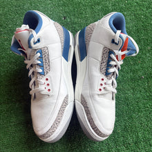 Load image into Gallery viewer, Jordan True Blue 3 Size 13

