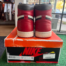 Load image into Gallery viewer, Jordan Lost and Found 1s Size 12
