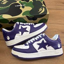 Load image into Gallery viewer, Bathing Ape Bapestas Size 9

