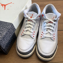 Load image into Gallery viewer, Jordan Georgia Peach 3s Size 11W/9.5M
